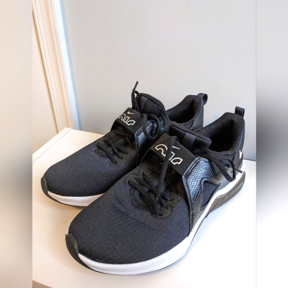 Nike Air Sneakers